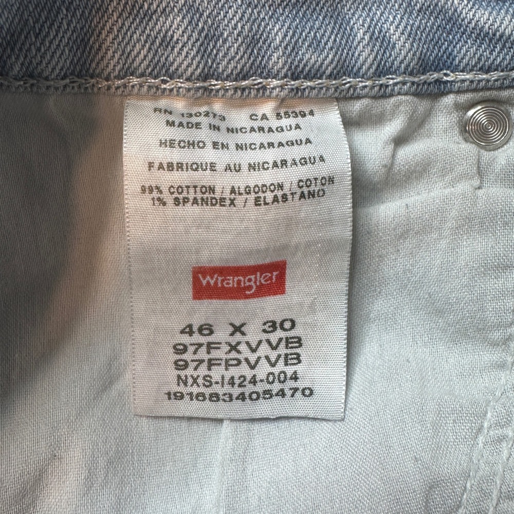 Wrangler Jeans Mens 46x30 Light Wash Straight Leg Denim Stretch Blue 97FPVVB - Picture 3 of 9